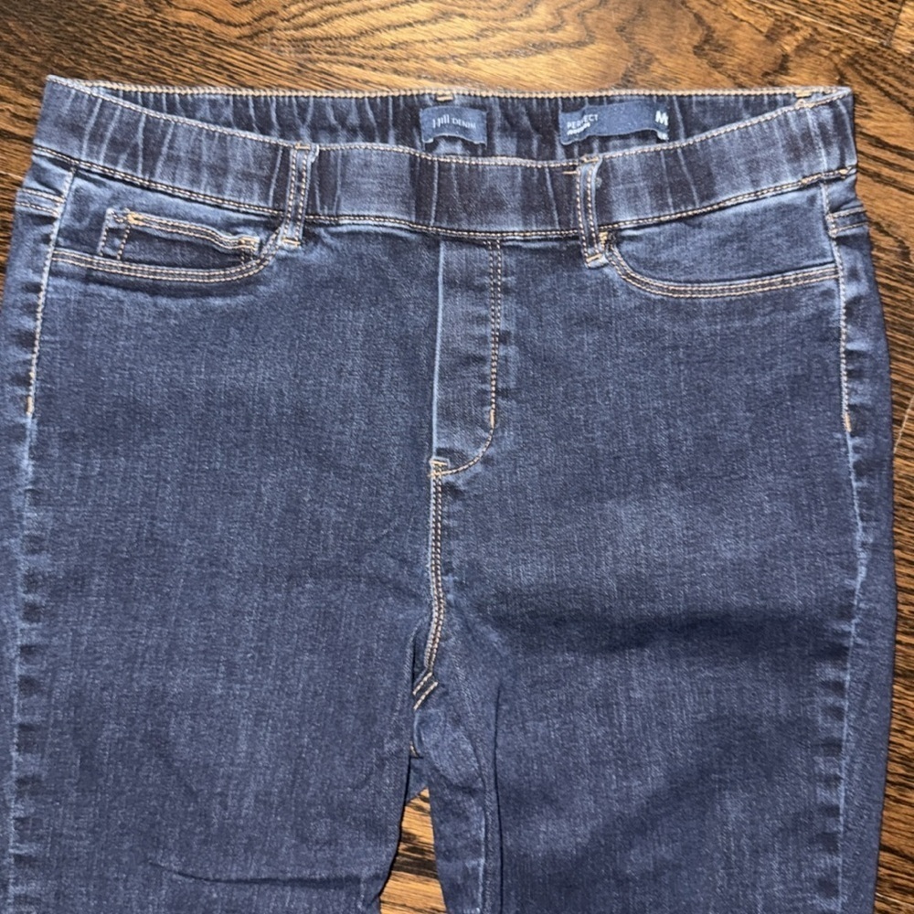 J Jill denim jeans, the perfect jegging size medium - Picture 2 of 5